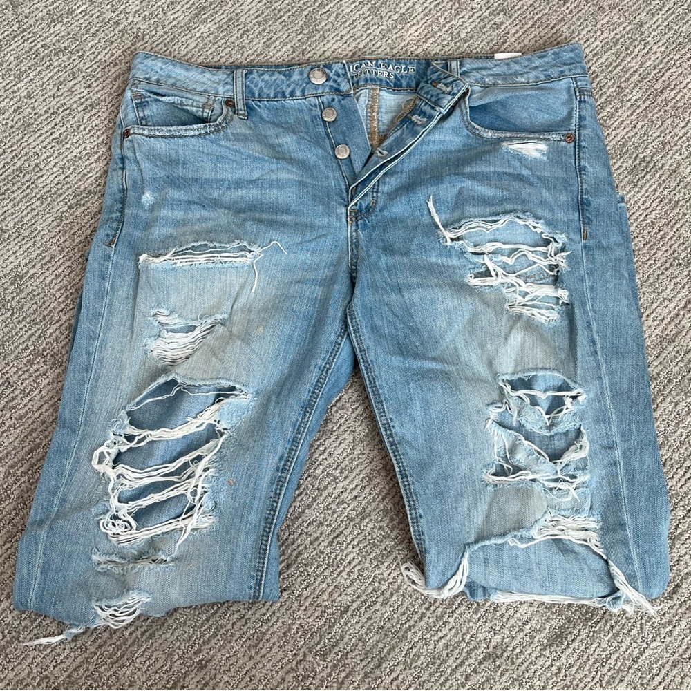 AE Tomgirl jeans